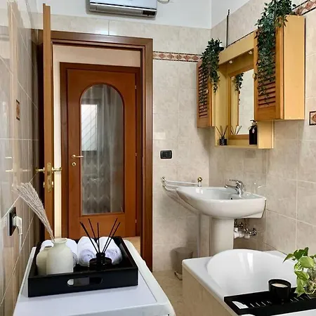 Indipendente A Mirafiori Sud Апартаменты