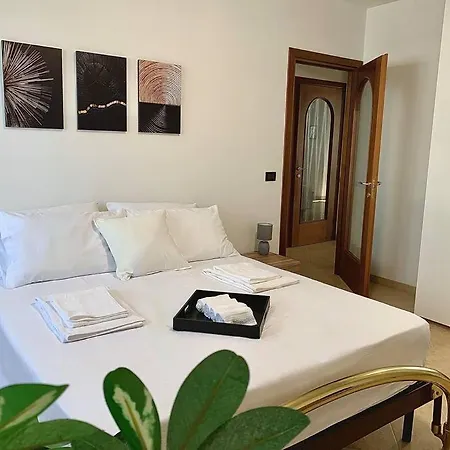 Indipendente A Mirafiori Sud * Turin